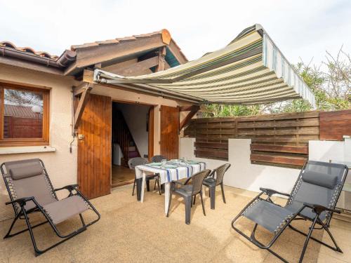 Biscarrosse Plage Apartment | Appartement duplex à deux pas de l'océan pour 4 personnes, cour privée, ménage inclus - FR-1-319-600