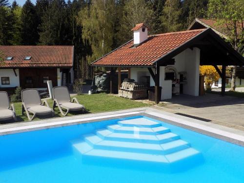 Hauzenberg Apartment | Appartement In Raßreuth Mit Gemeinsamem Pool