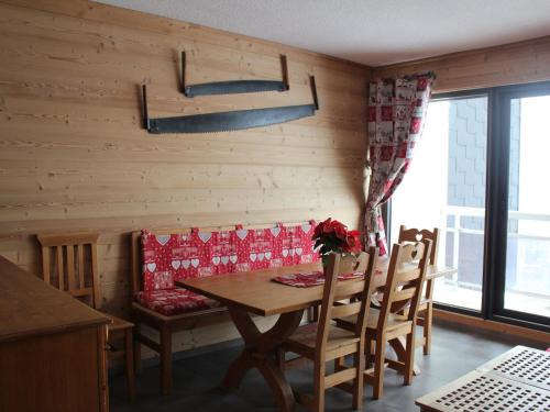 La Toussuire Apartment | Appartement lumineux 3* à La Toussuire - Ski au pied, 6 pers. - FR-1-416-94