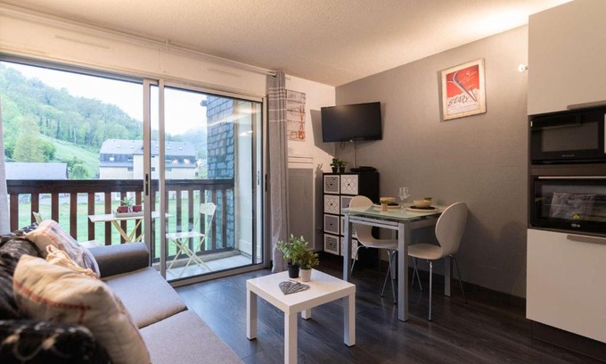 Saint-Lary-Soulan Apartment | Appartement rénové 4 personnes calme proche centre Saint-Lary - FR-1-296-241