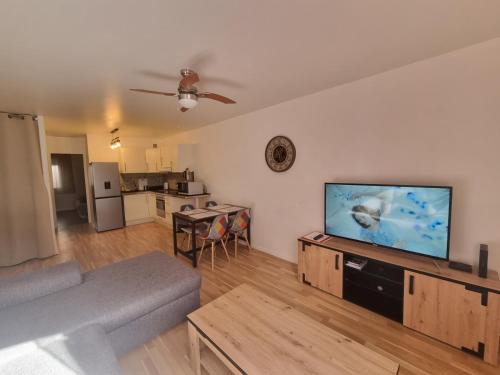 Dax Apartment | Appartement T2 45 M2 Meublé 3 étoiles tout confort hyper centre de Dax