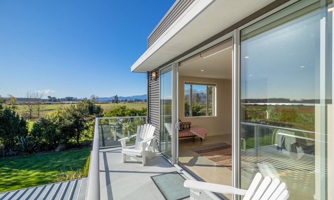 Richmond House | Appleby House & Rabbit Island Huts