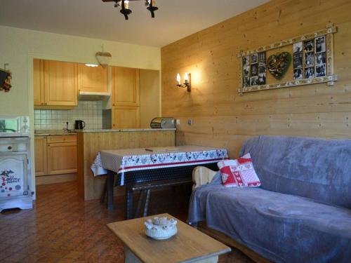 Le Grand-Bornand Apartment | Appt avec cheminée, balcon sud et parking au Grand-Bornand - FR-1-241-213
