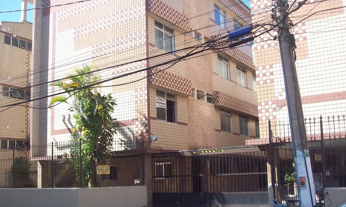 Cabo Frio Apartment | Apt 200 meters from Praia do Forte, Building 3 Rivers