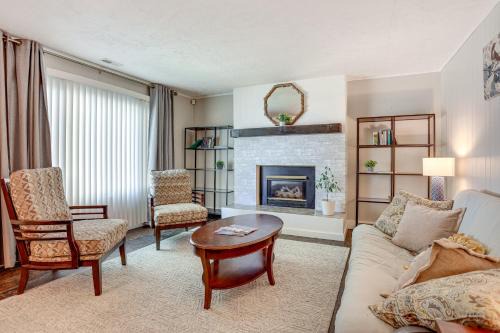 Ogden Apartment | Apt 3 Mi to Dtwn Ogden! Pet-Friendly Backyard