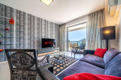 Przno Apartment | Apt "Sweet Memories" Sea View with Garage Parking