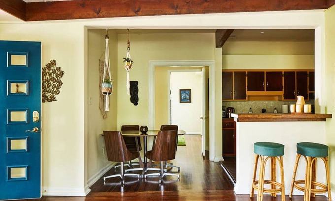 Crestline Heights Apartment | Apt5 Edenbrae- Perfect -best Retreat in Bhm
