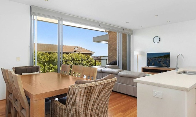 Blue Bay House | Aqua Viva 2 with a roof top terrace