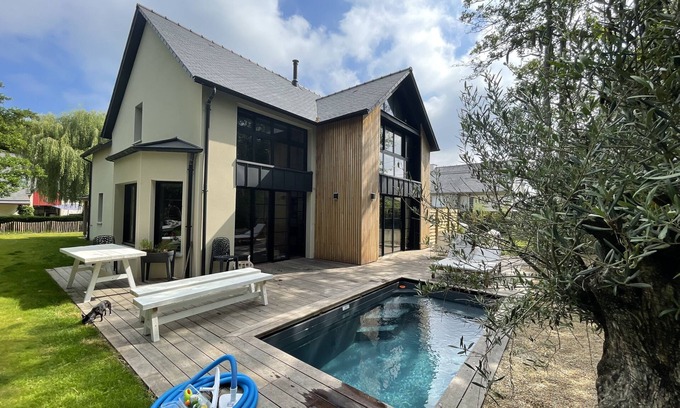 Saint-Lunaire House | Architect-designed house close to the beach