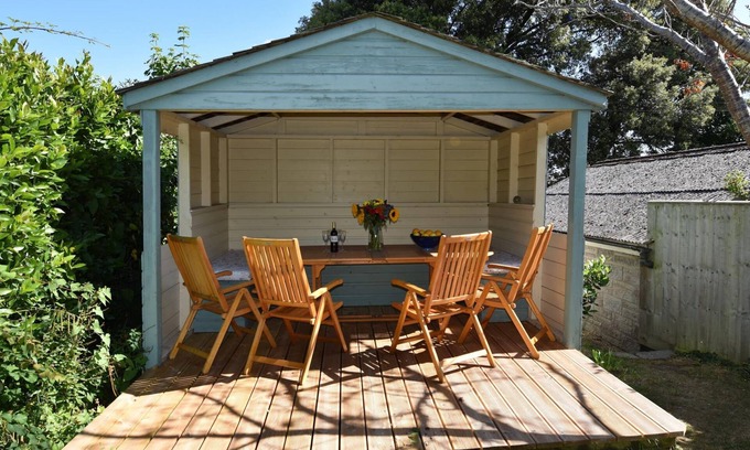 Ryde House | Arden Villa With Sea Views