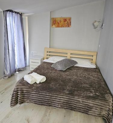 Chisinau Apartment | Art Studio