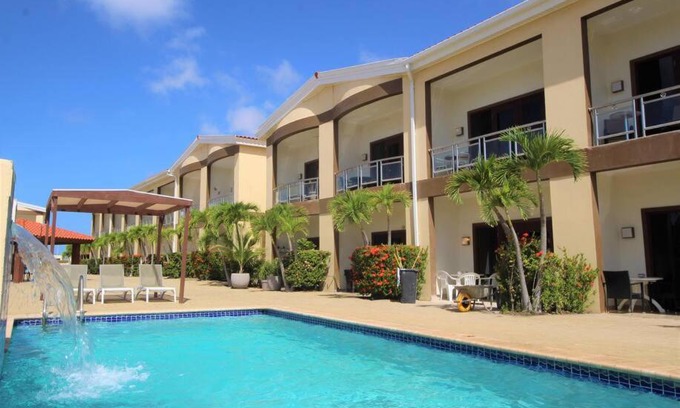 Palm Beach House | Aruba Breeze Condo A5