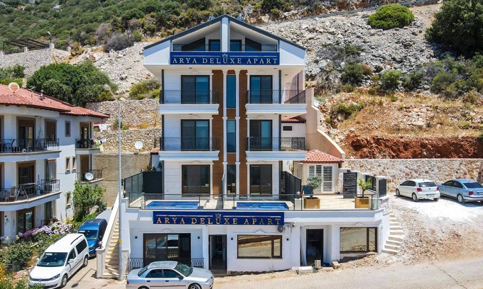 Kas House | Arya Deluxe