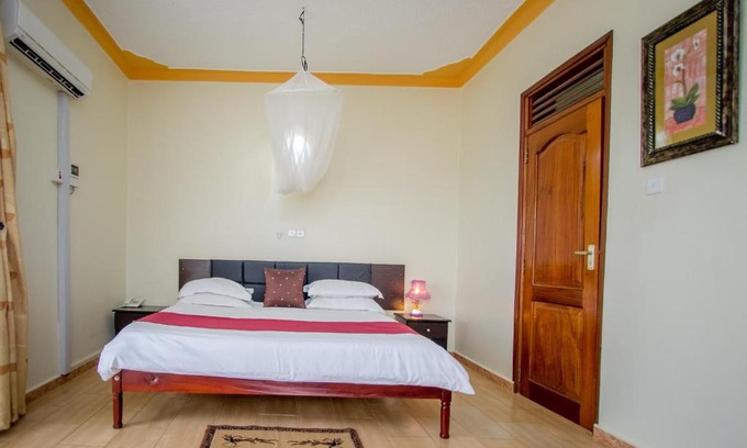 Entebbe Hotel | Askay Hotel Suites