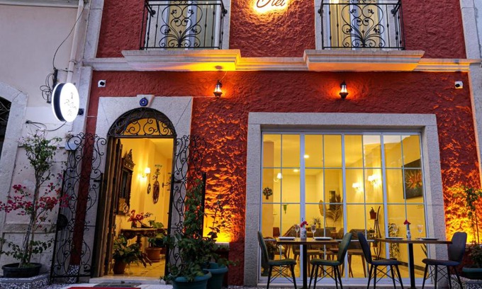 Cesme Hotel | AtaÇesme Otel