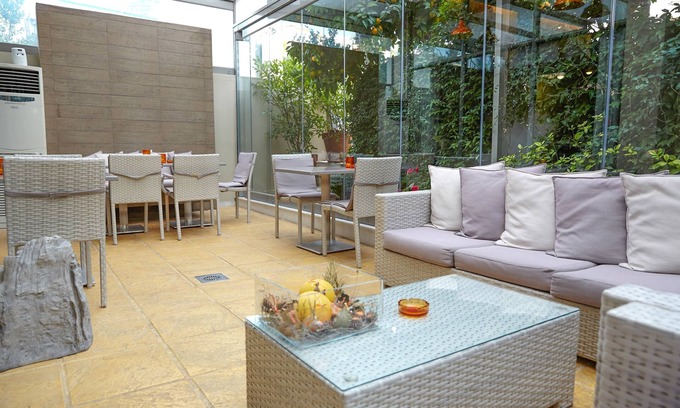 Khalandrion Hotel | Athens Habitat