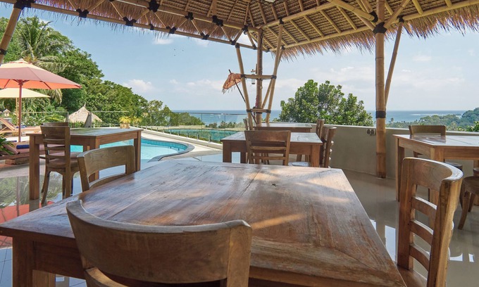 Senggigi Hotel | Attara Hills Sunset Villa Senggigi