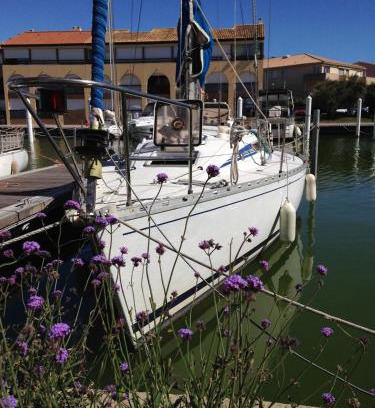 Carnon-Plage Boat Rental | Au calme Séjour sur un voilier de 11 mètres