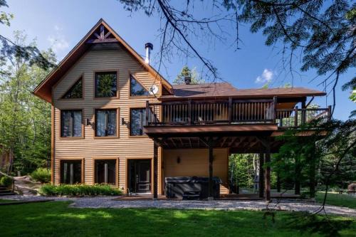 Petite-Riviere-Saint-Francois Ski Chalet | Au Grand Merisier : Chalet alpin