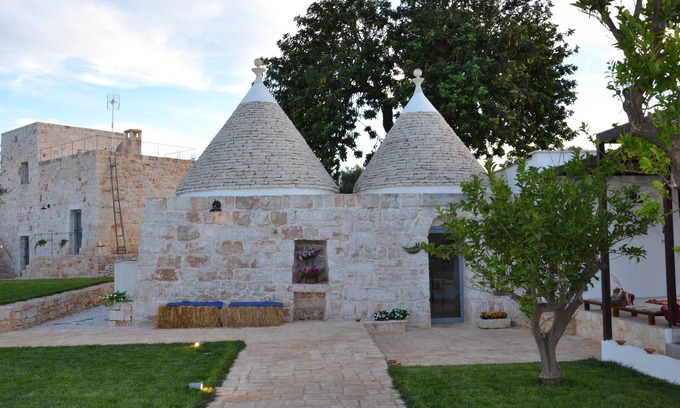 Polignano a Mare Bed & Breakfast | Augusta Trulli Resort