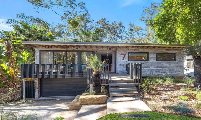 Pearl Beach House | Aunty Olive's Luxury Beach House