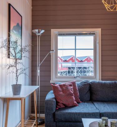 Stamsund House | Authentic Cozy Rorbu