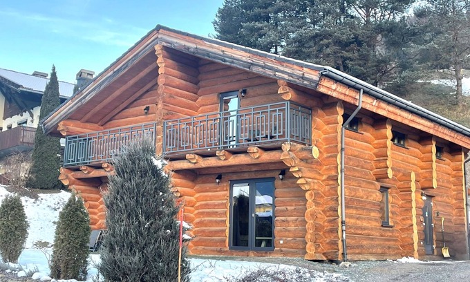 Jenig Ski Chalet | Authentic wooden chalet near Nassfeld ski area