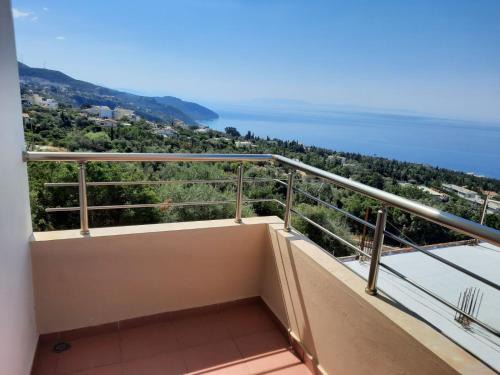 Dhermi Apartment | Avanda Rooms