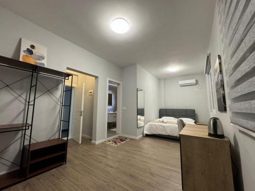 Tirana Apartment | AVENUE Apartment 02 Tirana