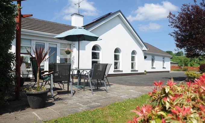 Pettigo Bed & Breakfast | Avondale Farmhouse