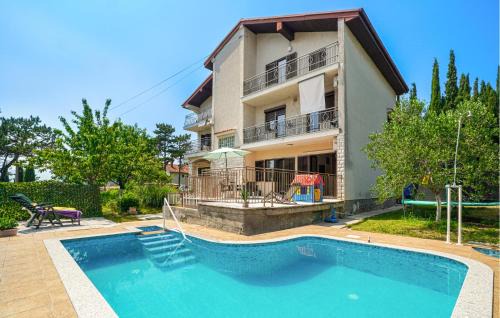 Sarsoni Apartment | Awesome Apartment In Rijeka With Wifi