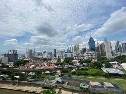 Chow Kit Apartment | Awesomestay Apartment walk to PWTC near to KLCC