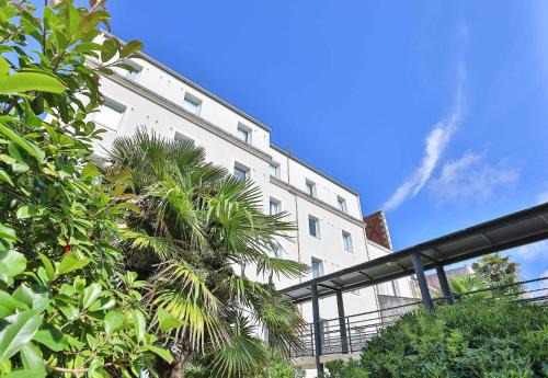 Les Sables d'Olonne Hotel | B&B HOTEL Les Sables-d'Olonne Centre Gare