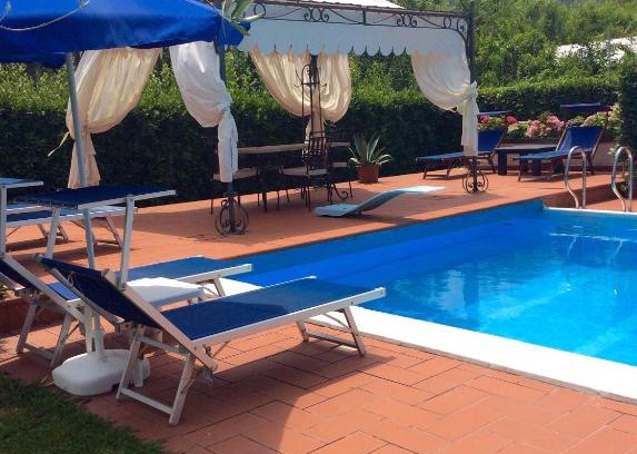 Sarzana Bed & Breakfast | B&B Il Portico