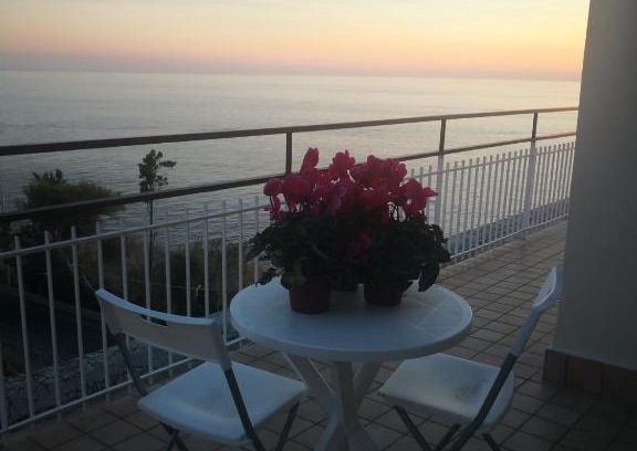 Sanremo Bed & Breakfast | B&B Sanremo dely' house