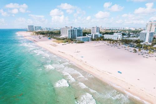 Central Beach Hotel | B Ocean Resort Fort Lauderdale Beach