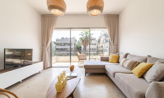 Old North Apartment | Balcony & Comfort in Old North by FeelHome