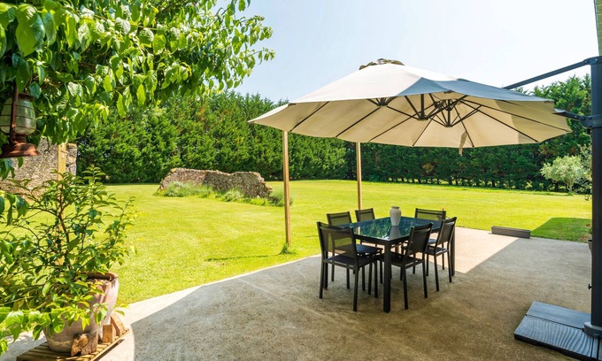 Mauleon-d'Armagnac Bed & Breakfast | Balneo Guest Room with Air Conditioning – Relaxation, Spa and Nature in Gascony