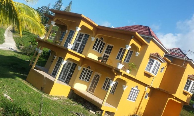 Bamboo House | Bamboo Breeze Inn