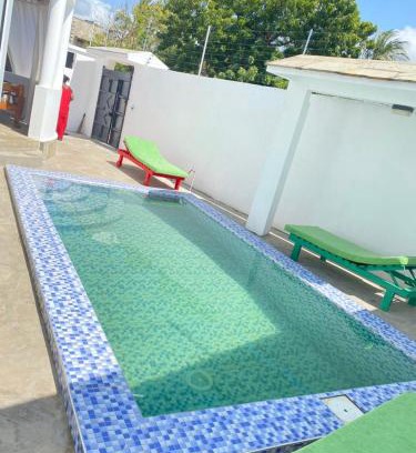 Watamu Bed & Breakfast | Banana House