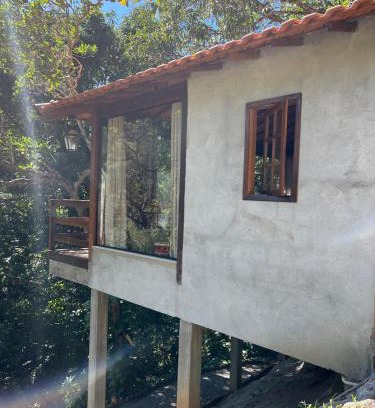 Miguel Pereira House | Bangalô no vale de Vera Cruz