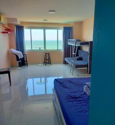 Ban Bang Saen Apartment | Bangsaen Royal Beach room 703