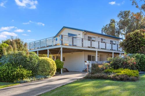 Apollo Bay House | Barrabay