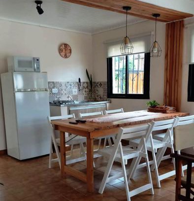 Posadas House | Basilia, Casa con pileta para 6 personas con garaje para 2 vehículos