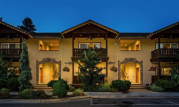 Leavenworth House | Bavarian Mountain Suite