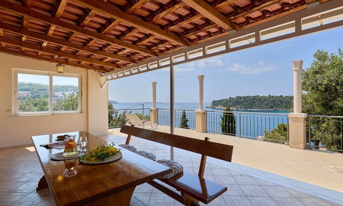 Zaton Cottage | Bay View House