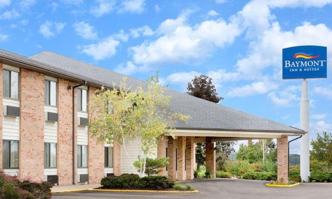 Zanesville Hotel | Baymont by Wyndham Zanesville