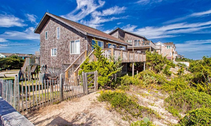 Avon House | Beach Adventures 463