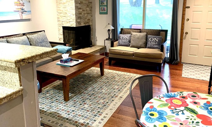 East Kootenay Condo | Beach and Lakefront Resort , Akiskinook 1 bed.