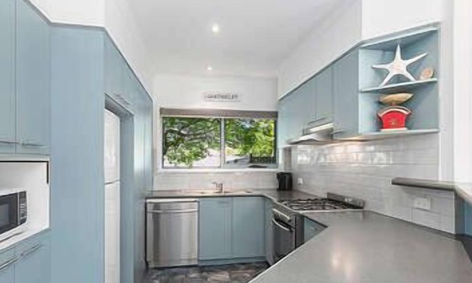 Queenscliff Apartment | BEACH BREEZE